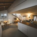 Woonbeton in huis: de rustige basis die elk interieur sterker maakt